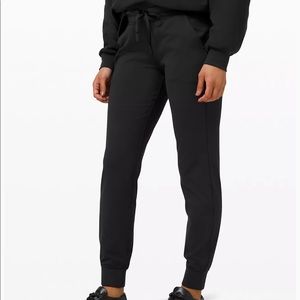 Black Lululemon Align Joggers